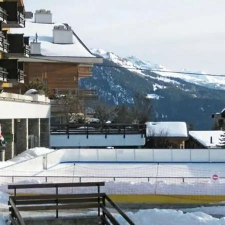 In Anzere, An Der Skipiste