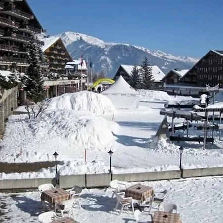In Anzere, An Der Skipiste